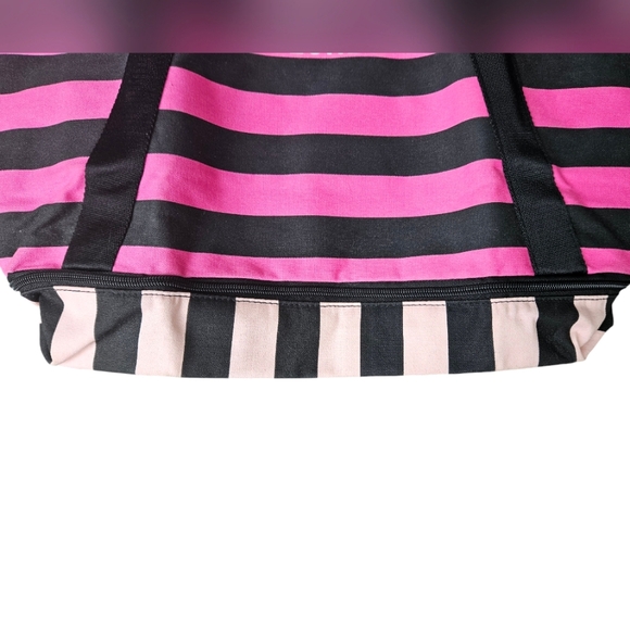 NWT Victoria's Secret | Weekender Bags x2 | Women's | Y2K | Limited Edition - Picture 5 of 16